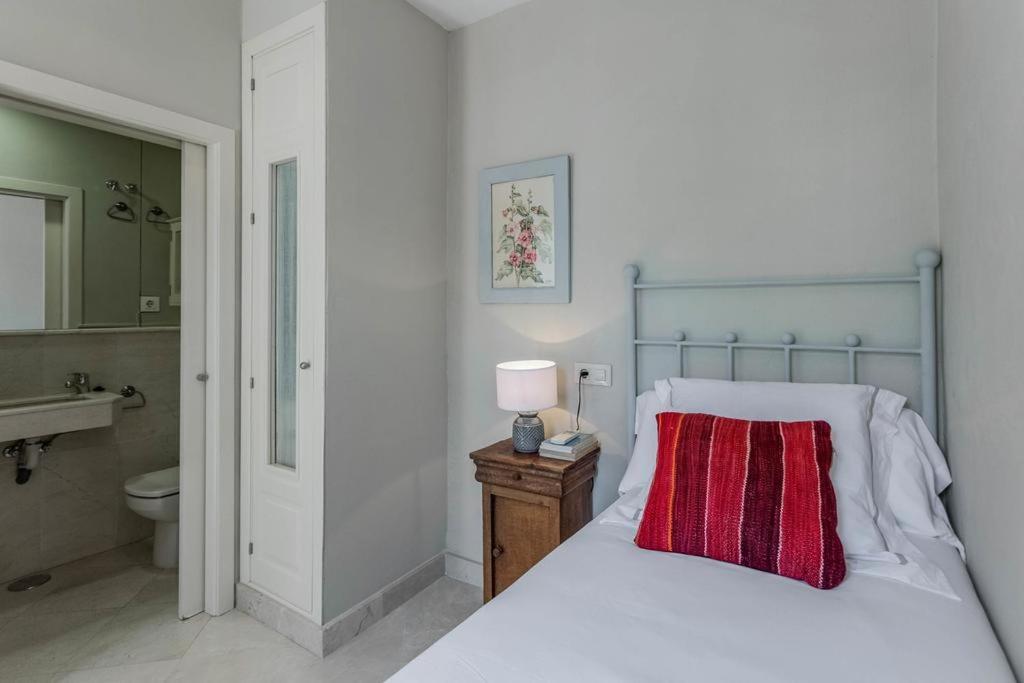 Fam Sevillian Townhouse Villa Seville Luaran gambar
