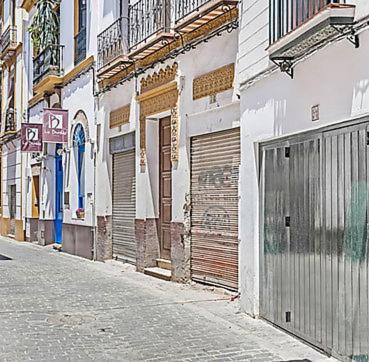 Fam Sevillian Townhouse Villa Seville Luaran gambar