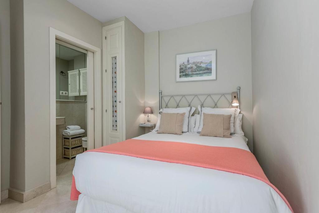 Fam Sevillian Townhouse Villa Seville Luaran gambar