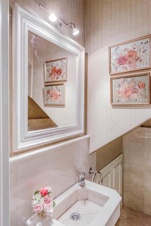 Fam Sevillian Townhouse Villa Seville Luaran gambar