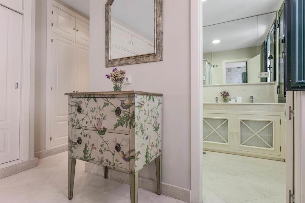 Fam Sevillian Townhouse Villa Seville Luaran gambar